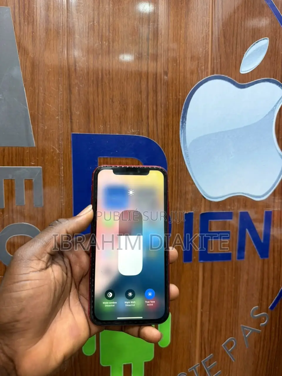 Pomme iPhone XR 64 GB Rouge