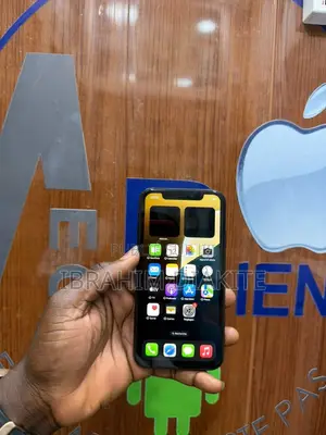 Pomme iPhone XR 64 GB Noir