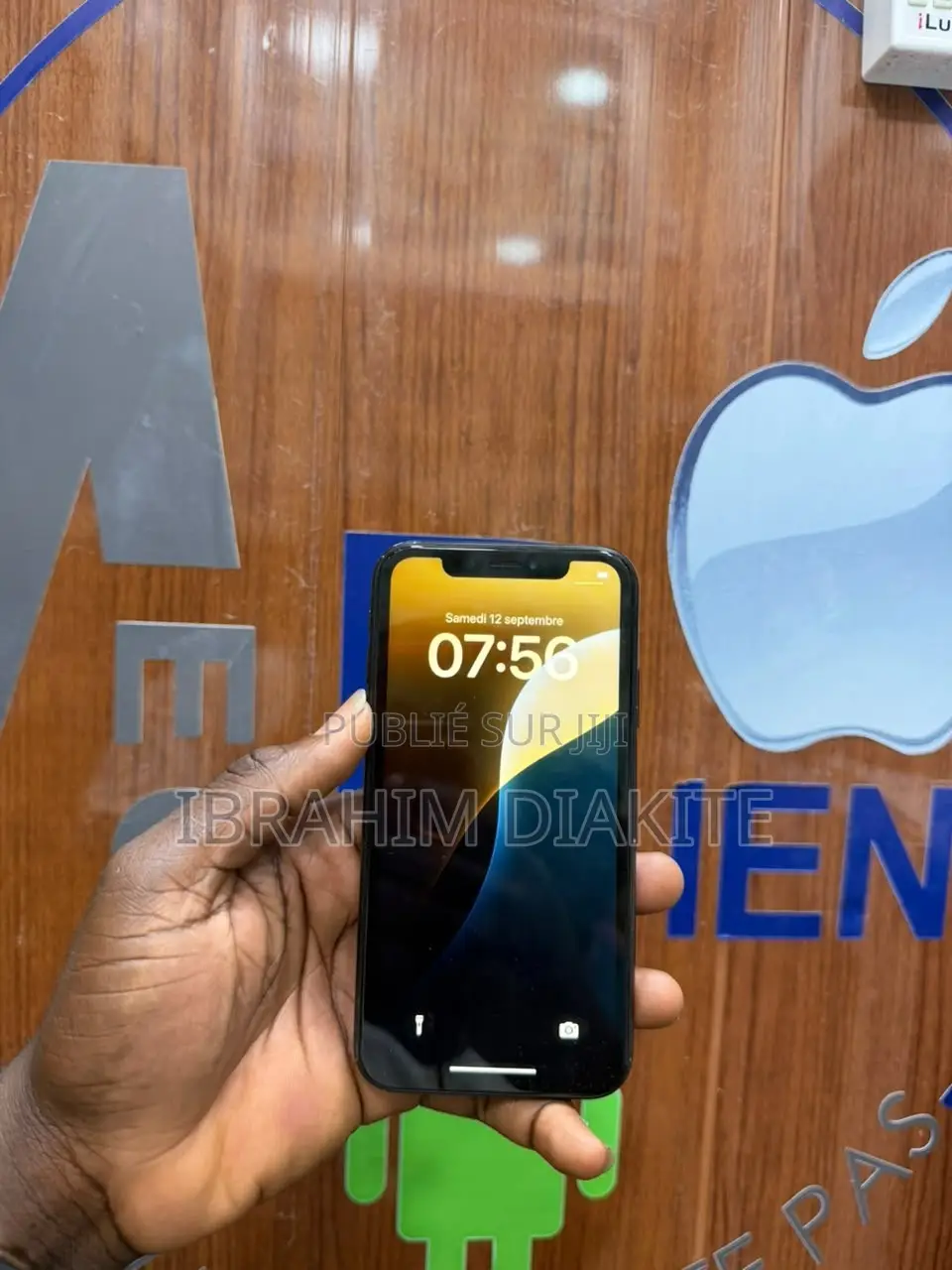 Pomme iPhone XR 64 GB Noir