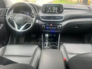 Hyundai Tucson Sport 2021 Bleu