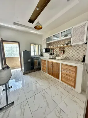4 Pièces Appartement Meublé a Cocody Riviera Triangle