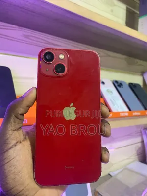 Pomme iPhone 13 128 GB Rouge