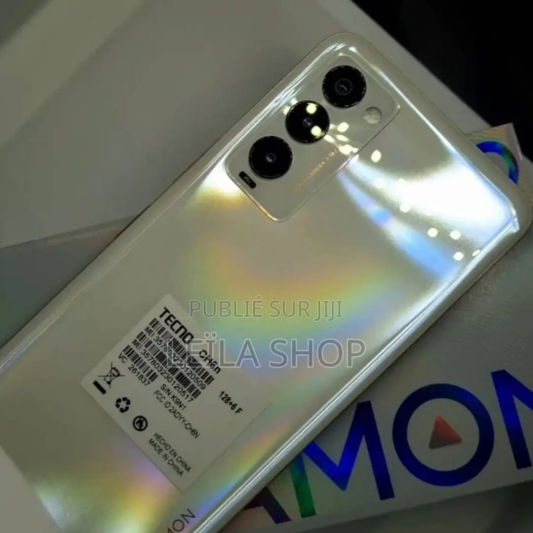 Nouveau Tecno Camon 18 128 GB Bleu