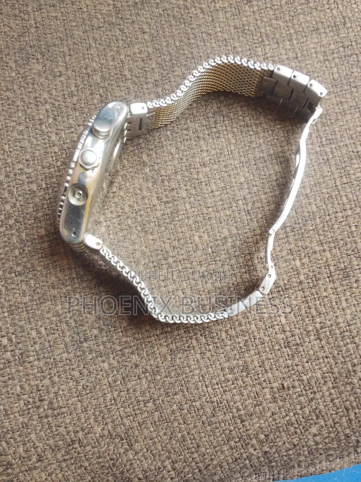 MONTRE SWATCH IRONY CHRONO SILVERISH (Pour Pièce Où Réparation) 15000f