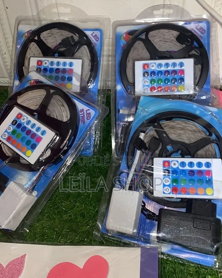 Ruban LED RGB 5050 5M - Kit Complet 16 Couleurs Avec Télécommande IR