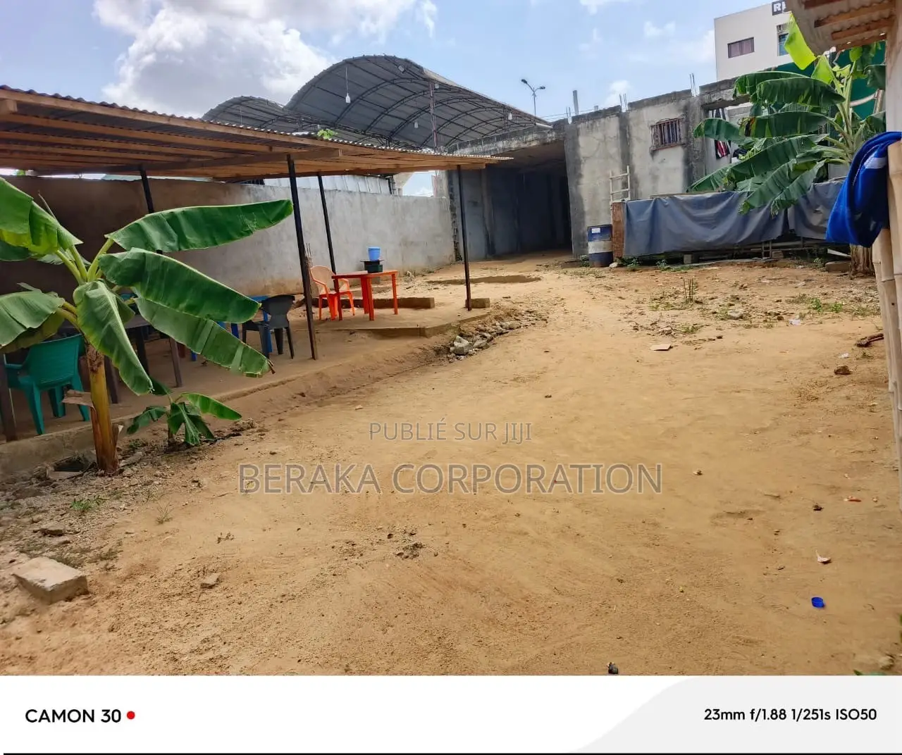 TERRAIN À LOUER – FAYA CITÉ SIR en Bordure De L’Autoroute, Non L