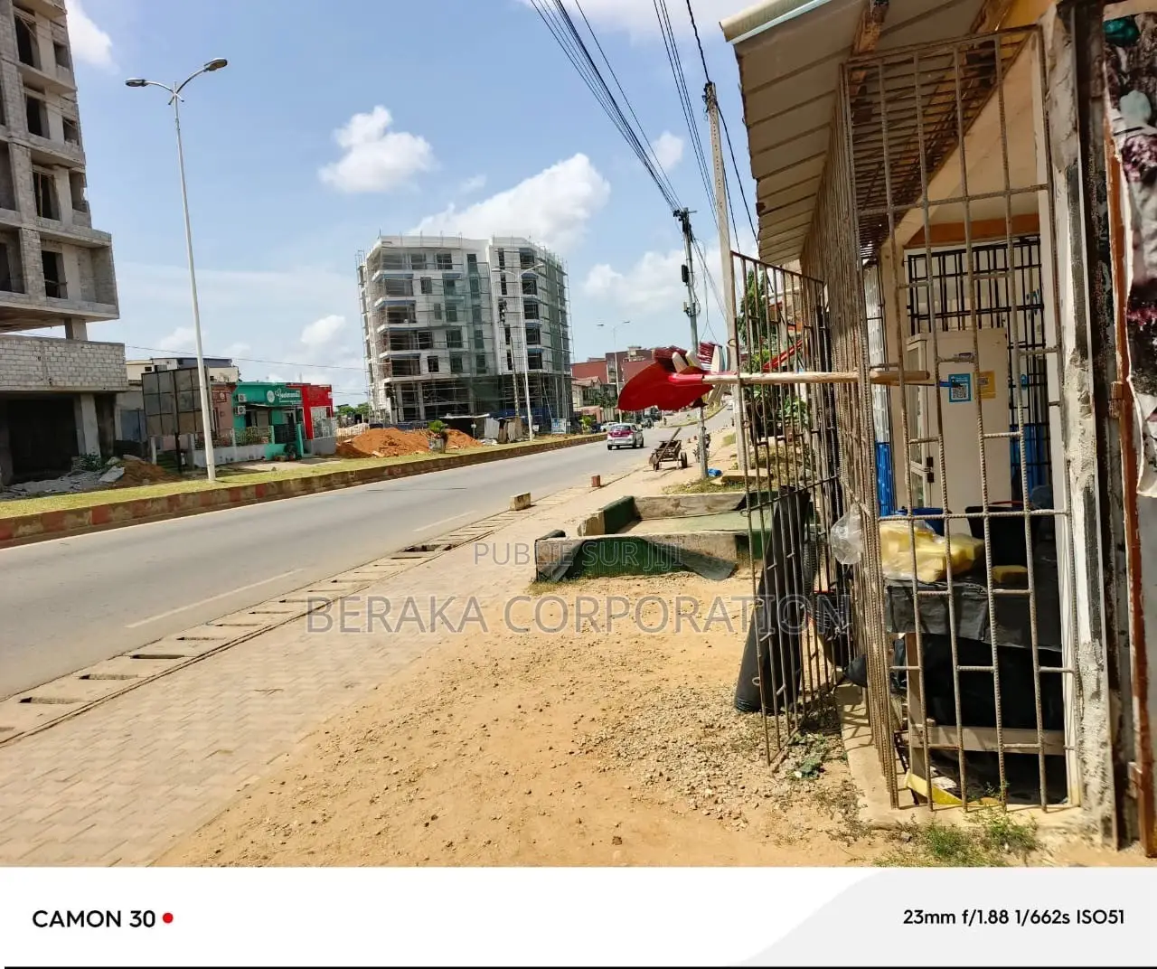 TERRAIN À LOUER – FAYA CITÉ SIR en Bordure De L’Autoroute, Non L