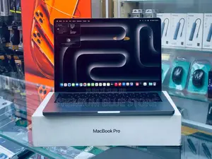 Nouveau Pomme MacBook Pro 2025 M5 16GB Apple M5 Pro SSD 512GB