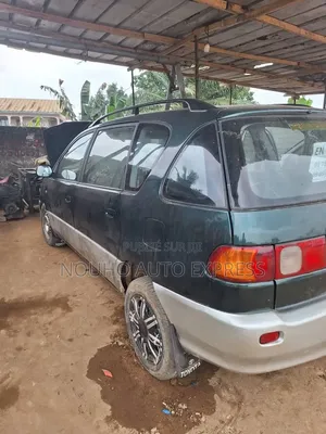 Toyota Picnic 2.0 FWD 2008 Vert