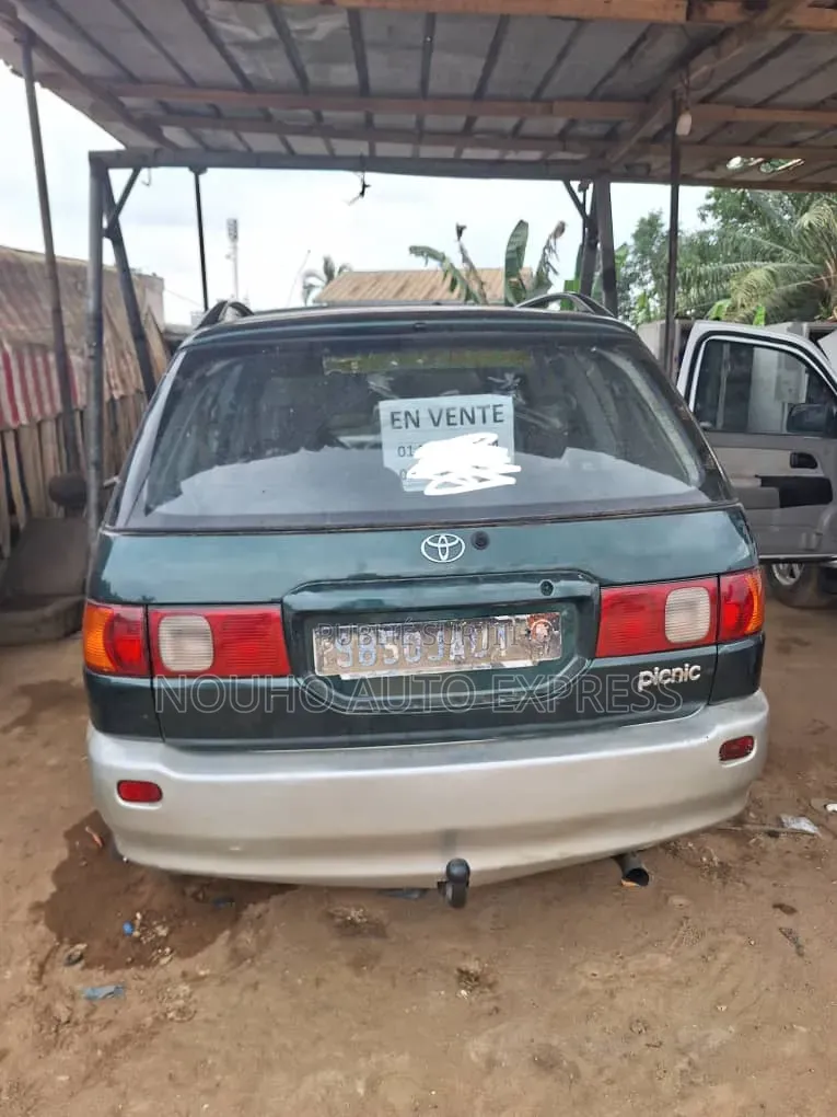 Toyota Picnic 2.0 FWD 2008 Vert