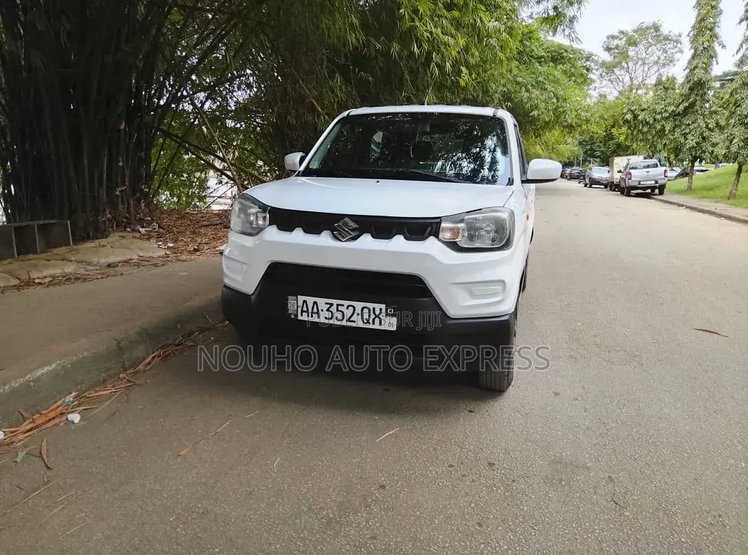 Suzuki S-Presso 2025 Blanc