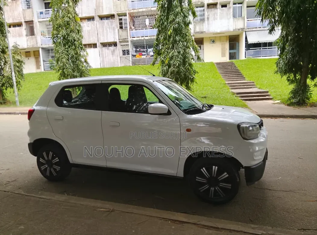Suzuki S-Presso 2025 Blanc