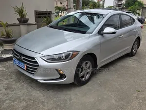 Hyundai Accent 2017 Gris