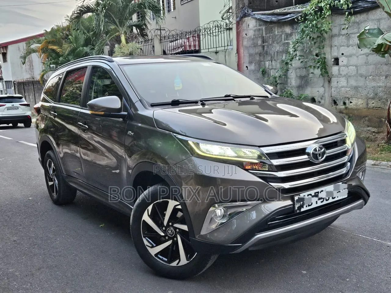 Toyota Rush 1.5 AWD 2021 Gris