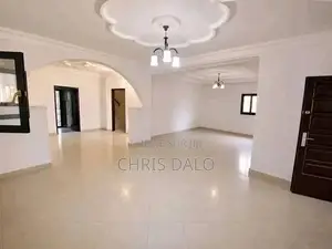 3chbre Duplex dans Achy, Cocody à Louer