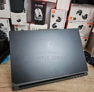 Nouveau MSI Cyborg 15 16GB Intel Core i7 HDD+SSD 512GB