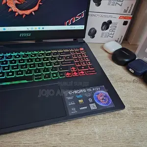Nouveau MSI Cyborg 15 16GB Intel Core i7 HDD+SSD 512GB