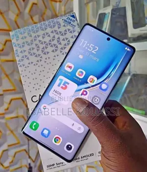 Nouveau Tecno Camon 40 Pro 4G 256 GB Gris