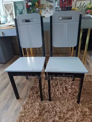 Chaises Confortable Solide