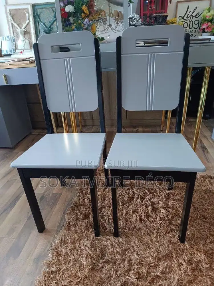 Chaises Confortable Solide
