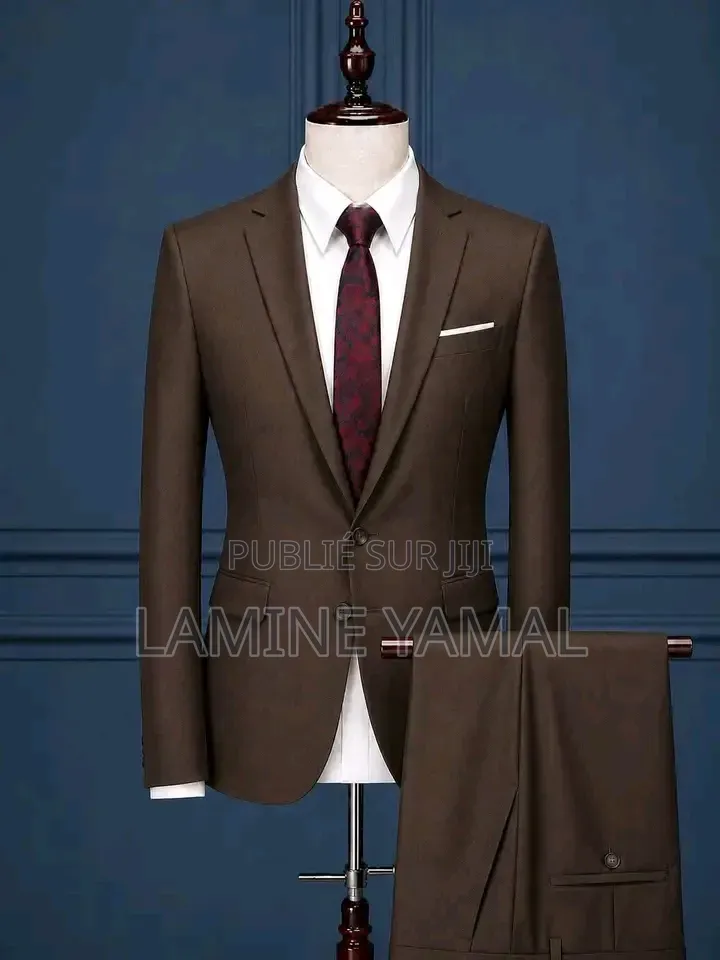Veste Pour Homme Disponible