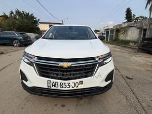 Chevrolet Equinox 2022 Blanc cassé