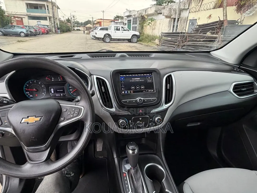 Chevrolet Equinox 2021 Gris