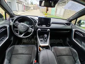 Toyota RAV4 2020 Blanc