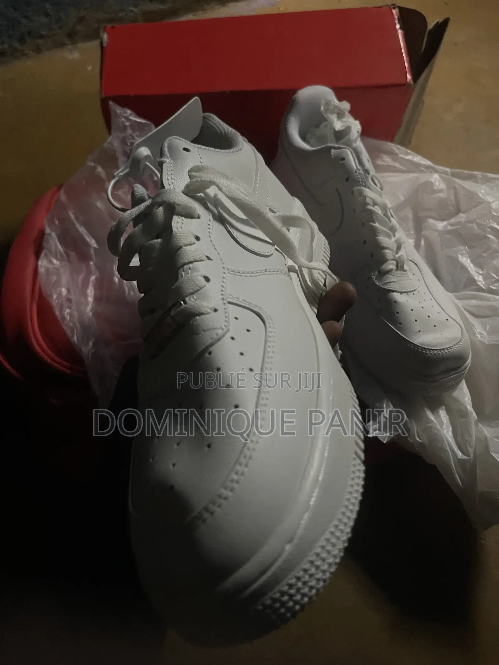 Air Force Blanche a Vendre
