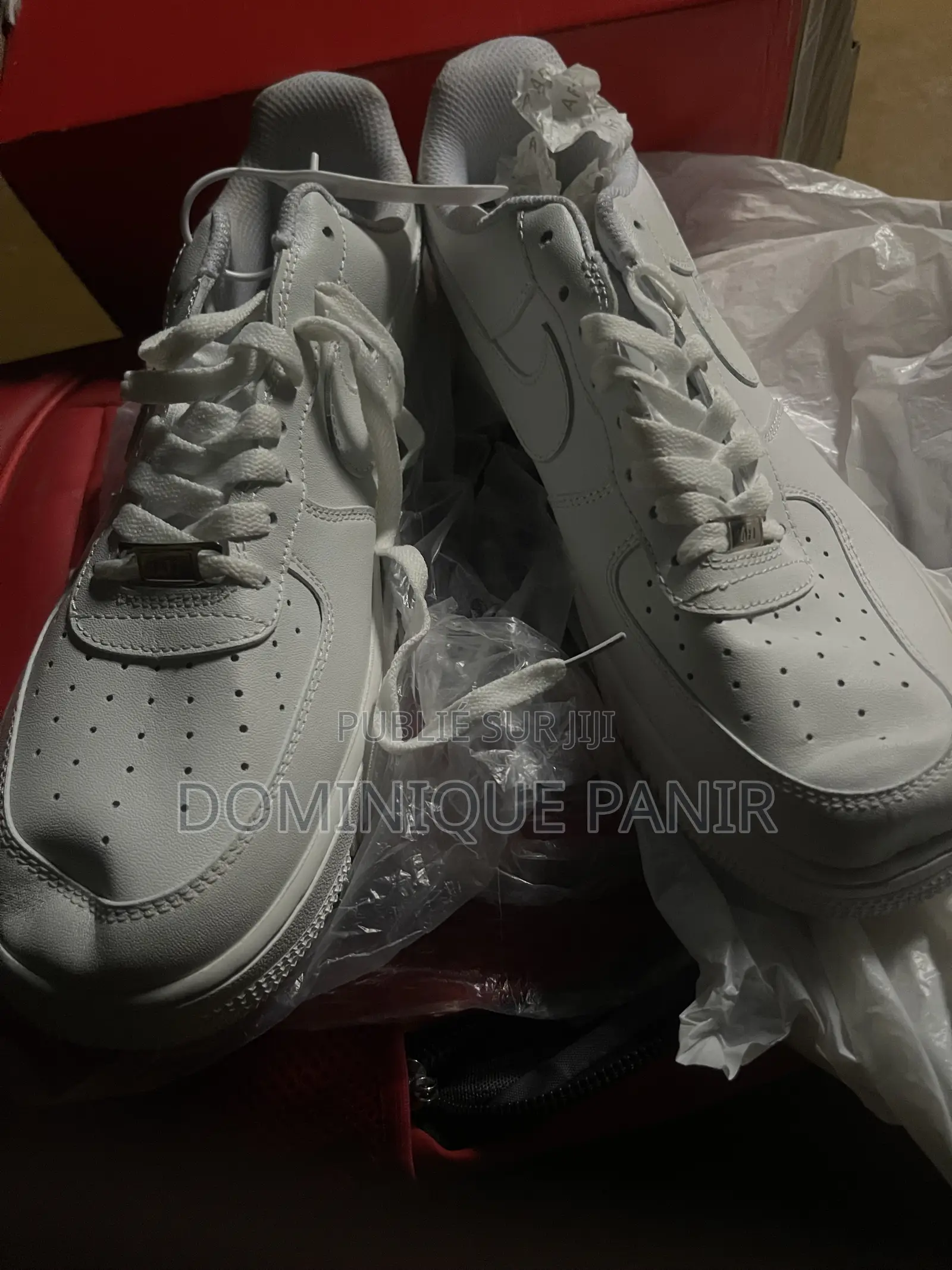 Air Force Blanche a Vendre
