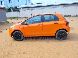 Toyota Corolla 2007 Orange