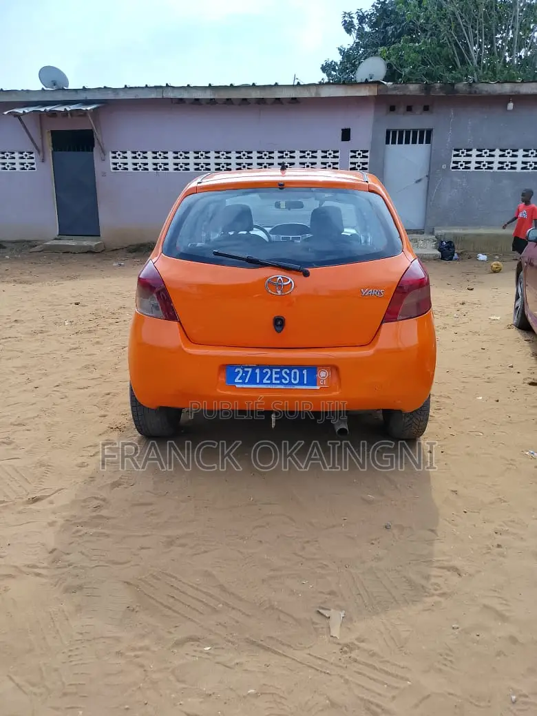 Toyota Corolla 2007 Orange