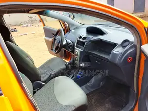 Toyota Corolla 2007 Orange