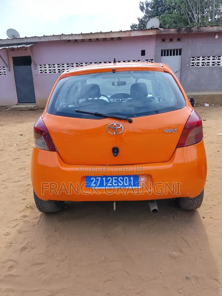 Toyota Corolla 2007 Orange