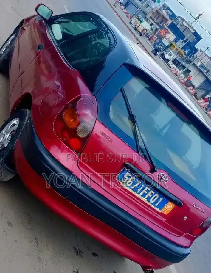Toyota Corolla 2003 Bordeaux