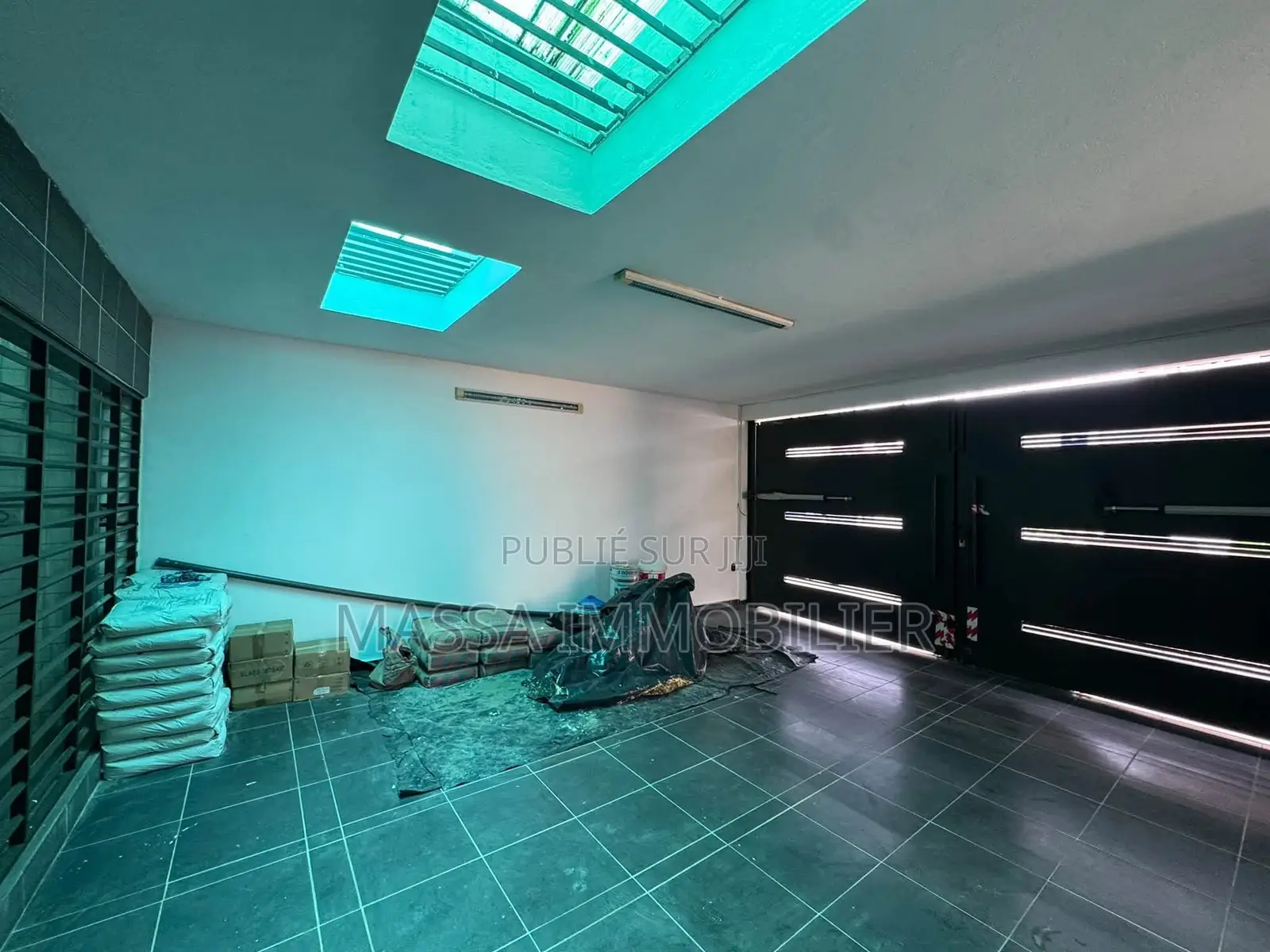 4chbre Duplex dans Massa Immobilier, Cocody à Louer