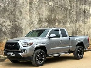 Toyota Tacoma 2022 Gris