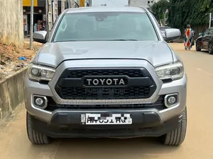 Toyota Tacoma 2022 Gris