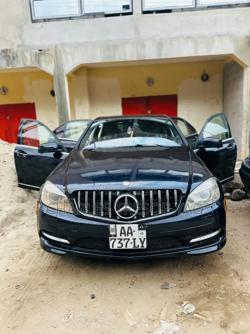 Mercedes-Benz C300 Luxury Sedan AWD (3.0L 6cyl 7A) 2008 Noir