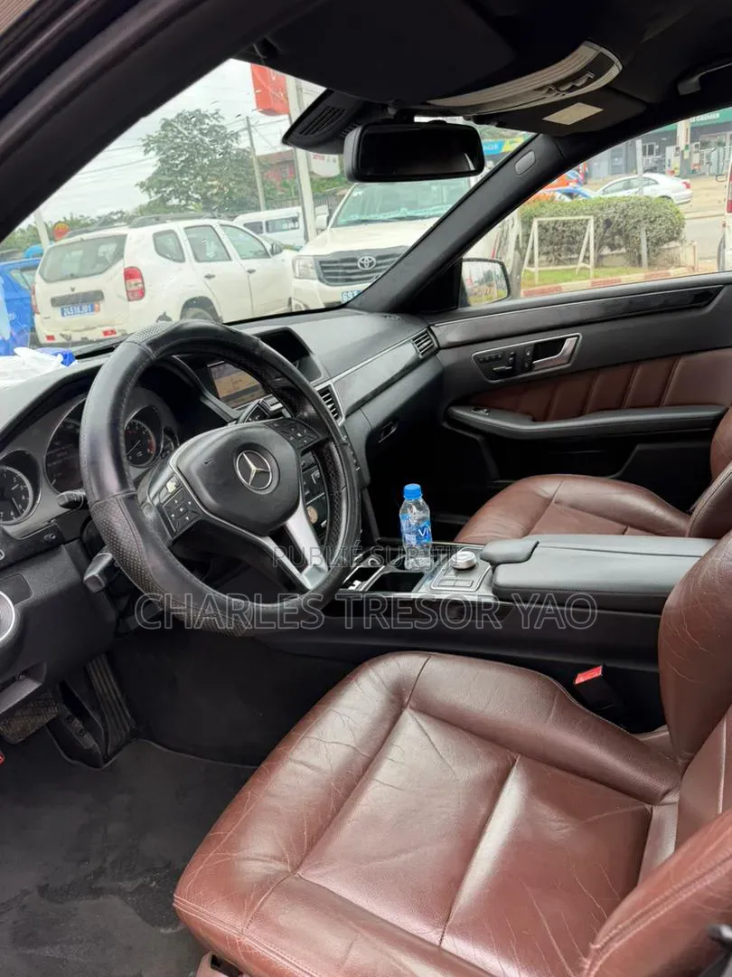 Mercedes-Benz E300 2013 Noir