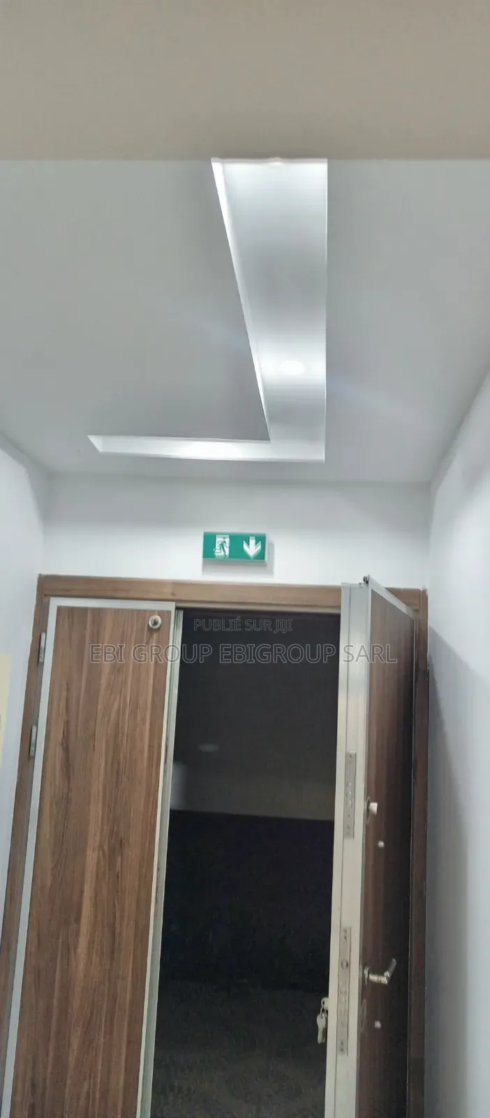 4chbre Appartement dans Ebigroup Sarl, Deux Plateaux à Louer