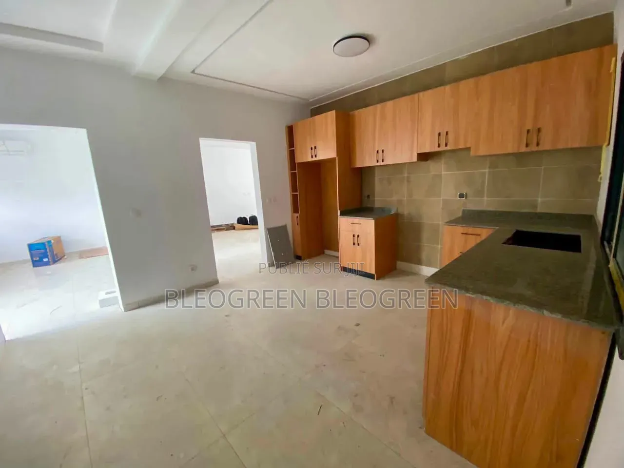 4chbre Duplex dans Immobilier De Luxe A, Cocody à Vendre