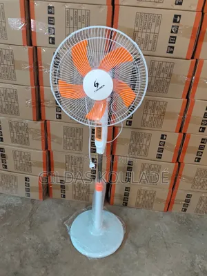 4 Ventilateurs 18 Pouces Dans Le Carton