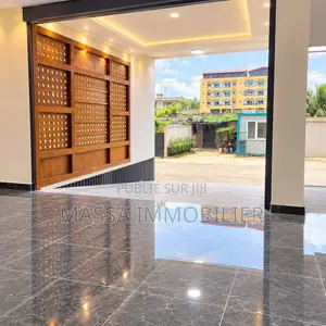 2chbre Appartement dans Massa Immobilier, Cocody à Louer