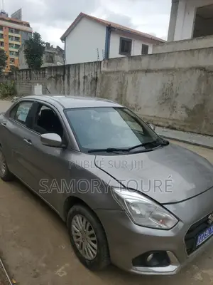 Suzuki Dzire 2023 Gris
