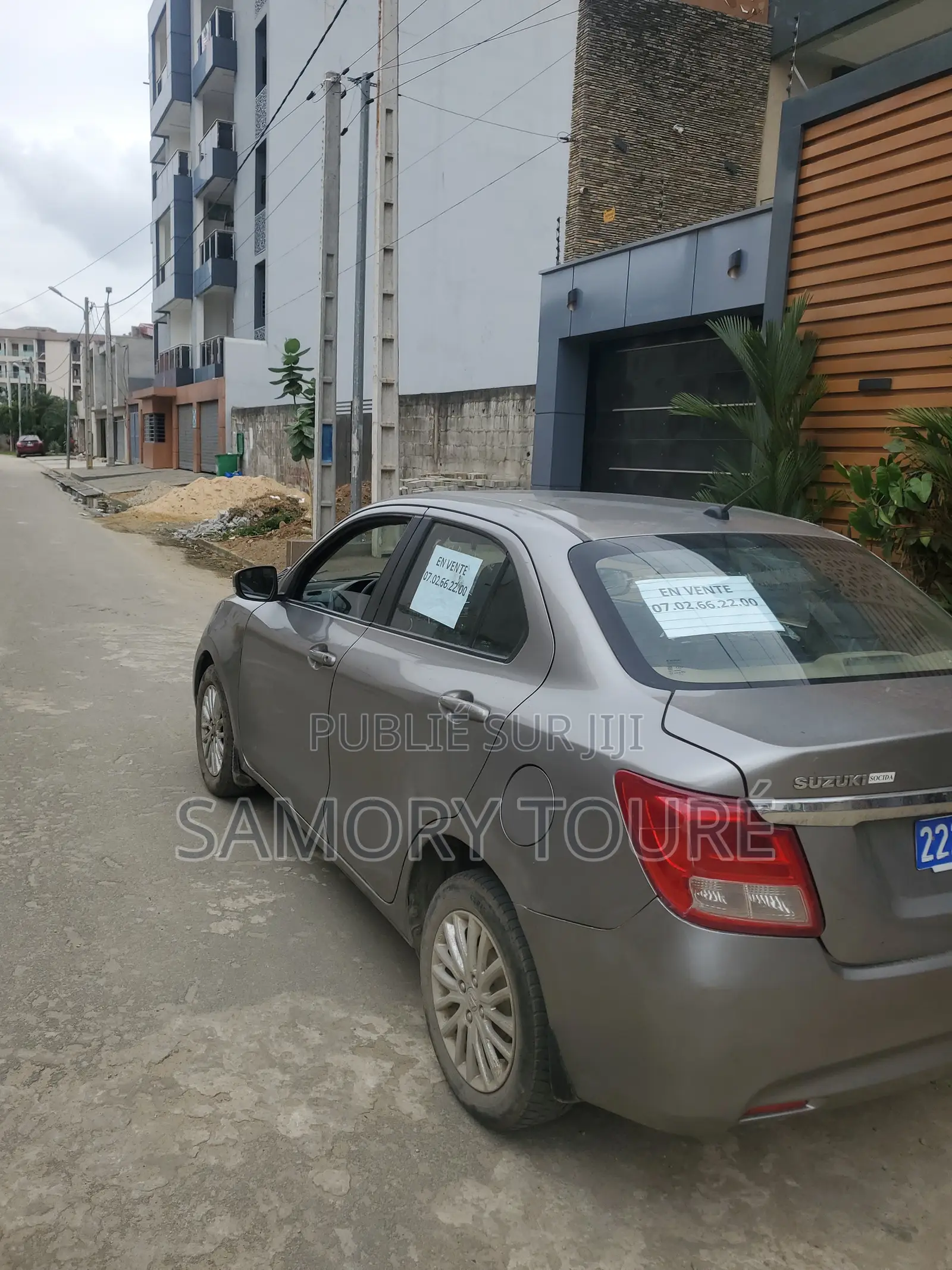 Suzuki Dzire 2023 Gris