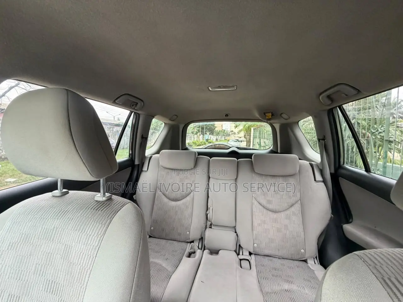 Toyota RAV4 2011 Gris