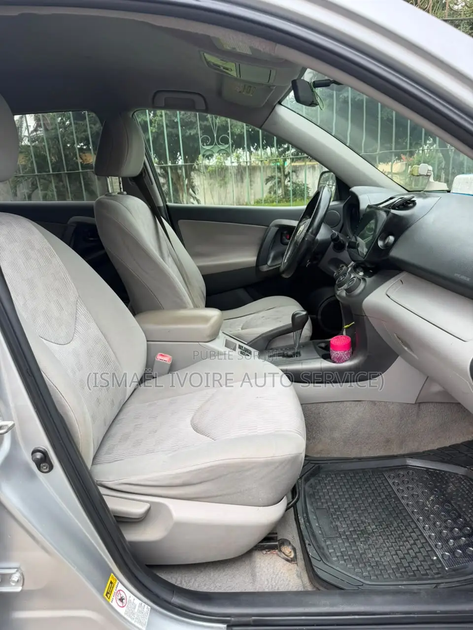 Toyota RAV4 2011 Gris