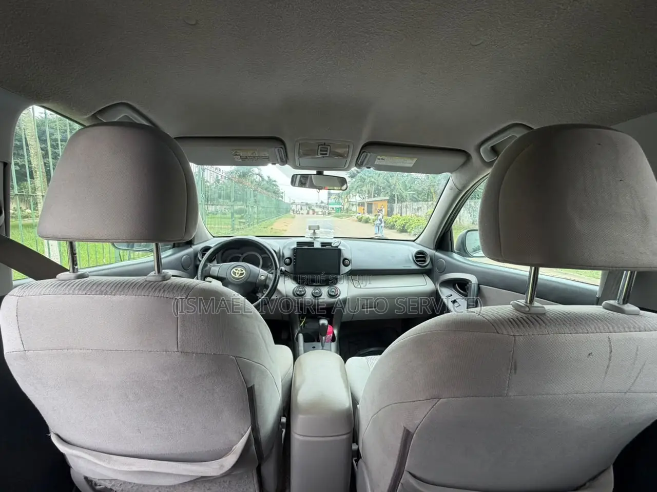 Toyota RAV4 2011 Gris