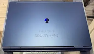 Nouveau Alienware 16 Aurora 32GB Intel Core 7 SSD 1T